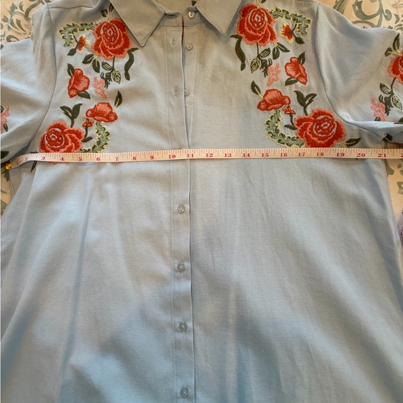 Hannah Light Blue Shirt with Floral Embroidery - Picture 7 of 11